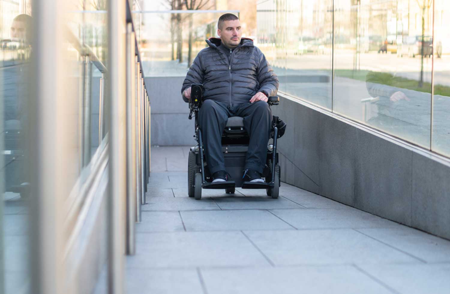Best-Wide-Seat-Electric-Wheelchair